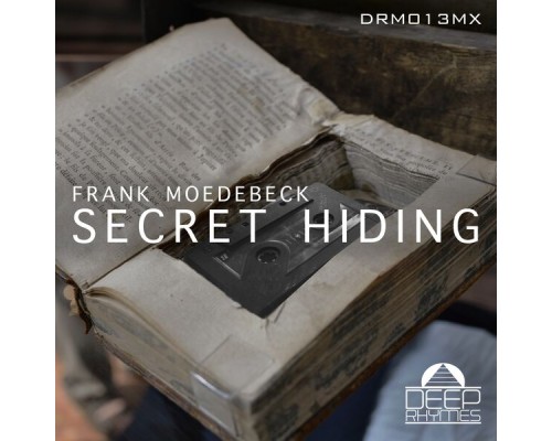 Frank Moedebeck - Secret Hiding