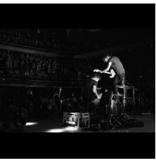 Japandroids - Massey Fucking Hall (Live)