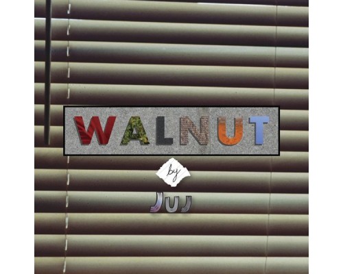 Juj - Walnut