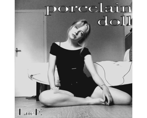 Luce - porcelain doll