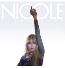 Nicole - Claroscuro