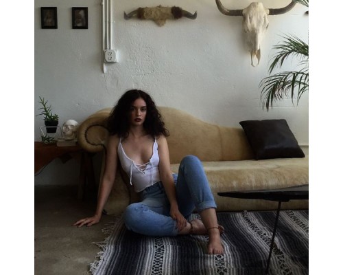 Sabrina Claudio - Confidently Lost