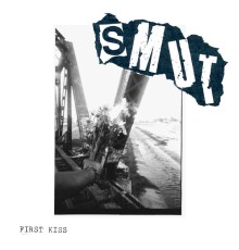 Smut - First Kiss