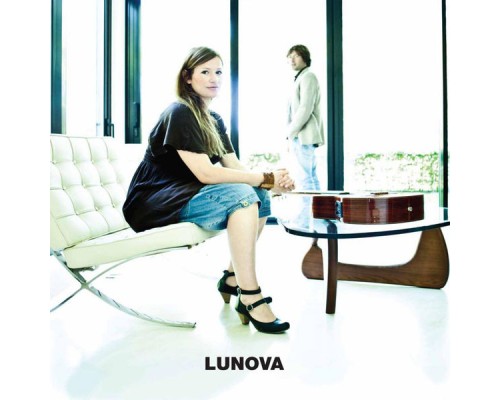 Wieke Garcia - Lunova